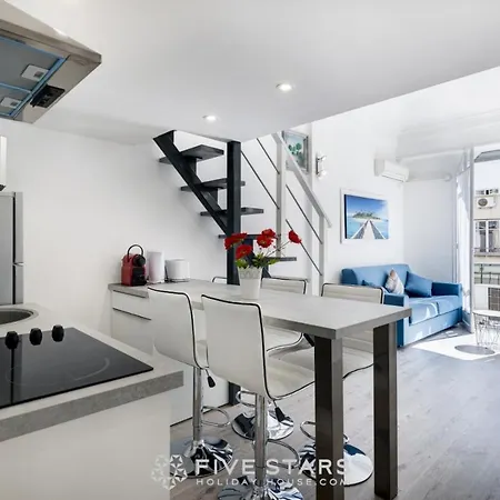 Imperator Five Stars House Apartment