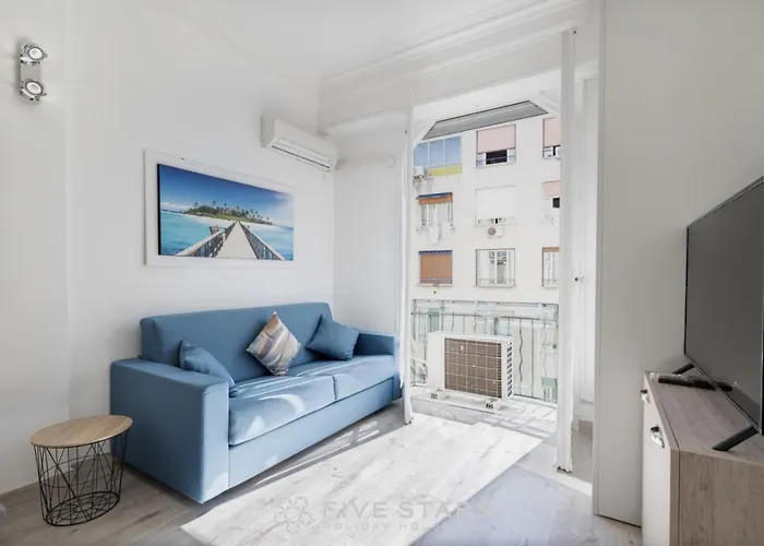 Imperator Five Stars House Apartmán